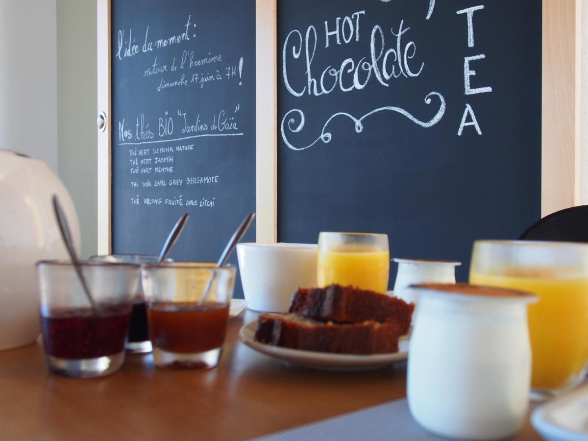 La Charentine Acomodação com café da manhã Echillais Exterior foto